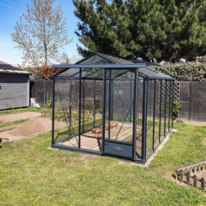 Montage serre MONTESQUIEU largeur 2,80 m sur muret - Serre de jardin fabrication française LAMS